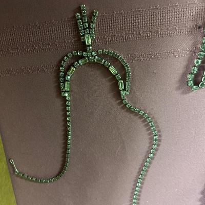 Necklace lot - Large group of estate fresh necklaces, all from one estate