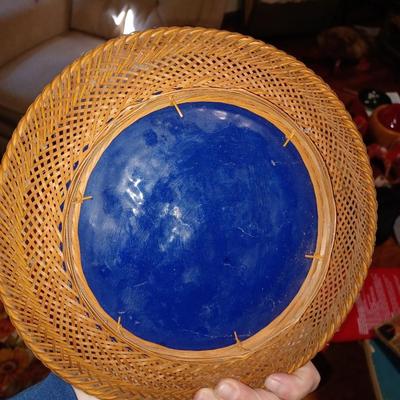 dragon plate enameled and wicker