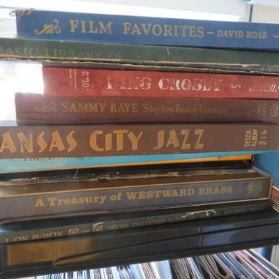 Brunswick RCA VICTROLA MODEL 45-J-2 - 1923