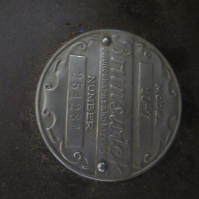 Brunswick RCA VICTROLA MODEL 45-J-2 - 1923