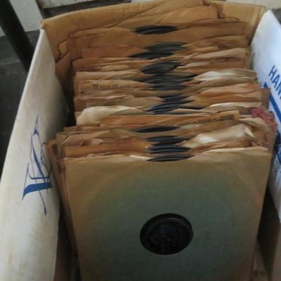 Brunswick RCA VICTROLA MODEL 45-J-2 - 1923