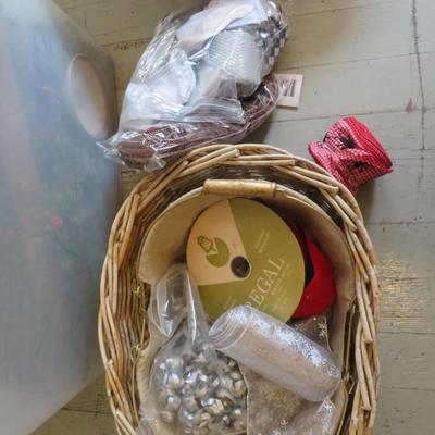 Christmas Ornaments and Decor - Estate Fresh Lot - All seen in photos.