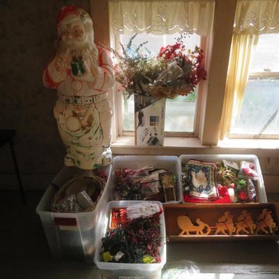 Christmas Ornaments and Decor - Estate Fresh Lot - All seen in photos.