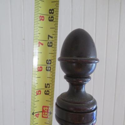 Wooden cast each - brown