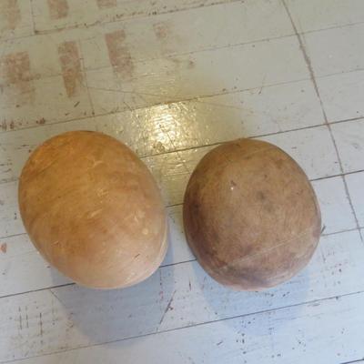 VINTAGE Turned WOOD MILLINERY HAT FORM BLOCK MOLD