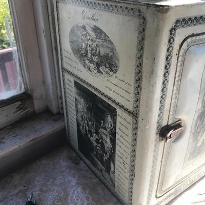Antique Schepp's Cake Tin Box French Lithographs on Exterior & Printed Advertising on Interior of Door