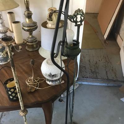 Table lot of lamps - all seen