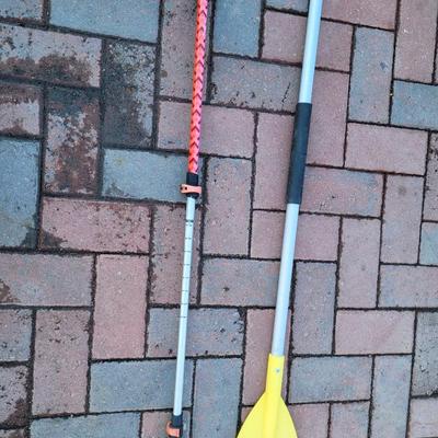 Single oar and walking stick