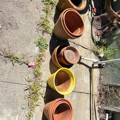 Garden pots