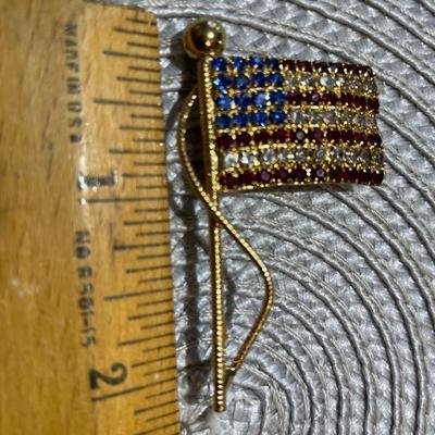 Vintage Fashion U.S. Flag Pin/Brooch 2"+ Tall in VG Preowned Condition as Pictured.