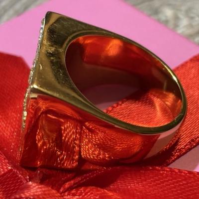 Men's Last Supper/Religious Ring Size-10 in New Never Worn Gold-Plated Over Brass/ Stainless Composition.