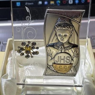 Vintage Sterling Silver/Argent First Holy Communion Girls Crystal Plaque in VG Preowned Condition. Made in Italy.