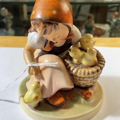 Vintage Hummel Figurine #57/1 TMK-1 CHICK GIRL 4.25" Tall as Pictured.