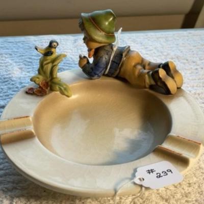 HUMMEL Figurine #166 TMK-3 BOY W/BIRD ASHTRAY 3.25"x 6.25" in Good Preowned Condition as Pictured.