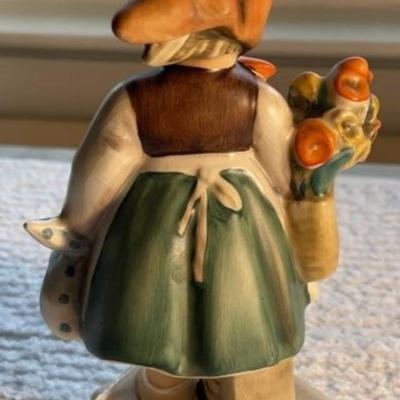 HUMMEL Figurine #204 TMK-4 WERRY WANDERER 6" Tall in Good Preowned Condition as Pictured.
