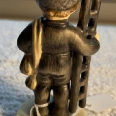 HUMMEL Figurine #12/2/0 TMK-2 CHIMNEY SWEEP 4" Tall in Good Preowned Condition as Pictured.