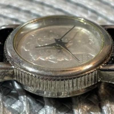 Vintage Ladies Dated 1945 US Silver Mercury Dime (Lady Liberty) Quartz Wristwatch in Good Preowned Condition. (Running).