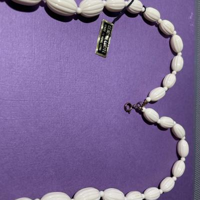Vintage Genuine Lucite 30" Fashion Necklace in New w/Tag Condition.