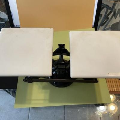 Vintage Style-2 Ohaus Mechanical Balance Beam Scale w/White Milk Glass Trays as Pictured. (10-Grams) Base Might Have Been Repainted.