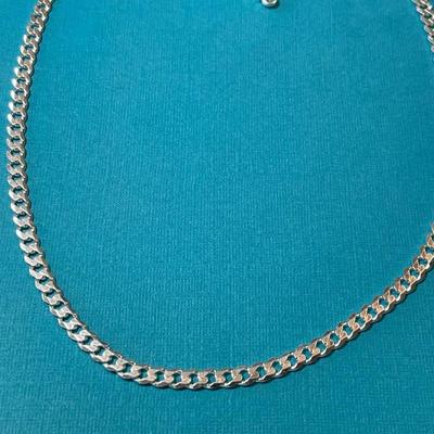 Vintage 30" Sterling Silver Solid Link Necklace 19.4 Grams in VG Preowned Condition.