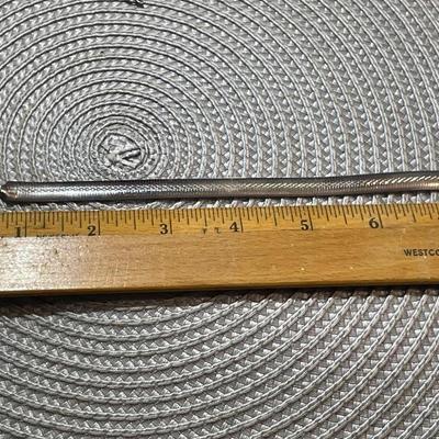 Vintage Sterling Silver 7.5" Long 5/16" Wide Herringbone Style Bracelet in Good Preowned Condition as Pictured.