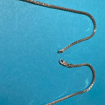 Vintage Heavy 24" Sterling Silver Box Chain Necklace in Good Preowned Condition.