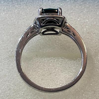 Vintage Sterling Silver Dainty CZ & Blue Stone Ring Size 7-1/4 in Very Good Preowned Condition.