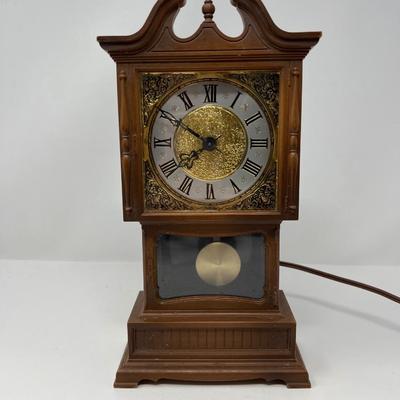 1970s Sunbeam Electric Clock 428A Series -Works