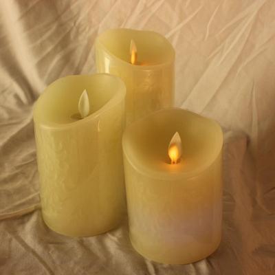 3 battery powered working candles