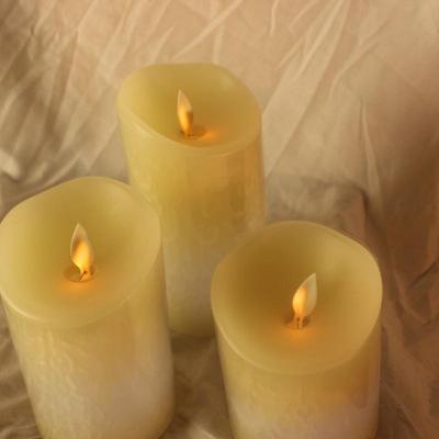 3 battery powered working candles