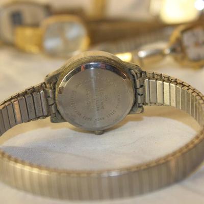 Lot of 10 vintage Ladies watches