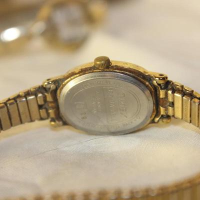Lot of 10 vintage Ladies watches