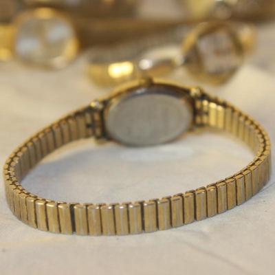 Lot of 10 vintage Ladies watches