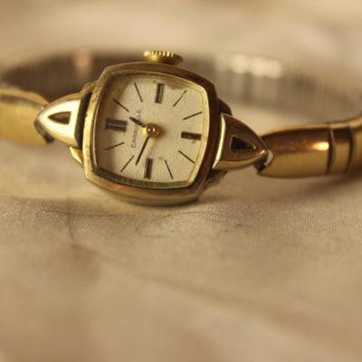 Lot of 10 vintage Ladies watches