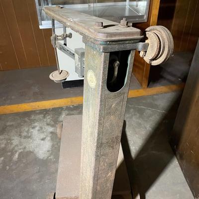 Vintage Scale