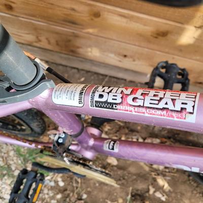 Diamondback girls bike