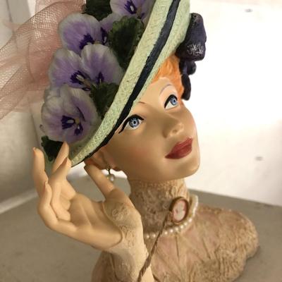 Farmhouse Mercantile Trio of Cameo Head Vases: Lot Four