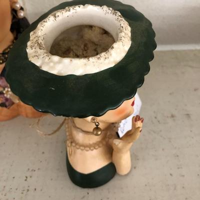 Farmhouse Mercantile Trio of Cameo Head Vases: Lot Ten
