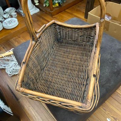 Lot of Four Carrier Baskets and Sign