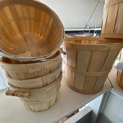 Lot of Ten Apple Bushel Baskets with Handle
