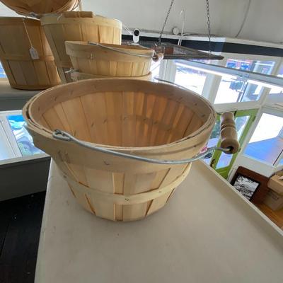 Lot of Ten Apple Bushel Baskets with Handle