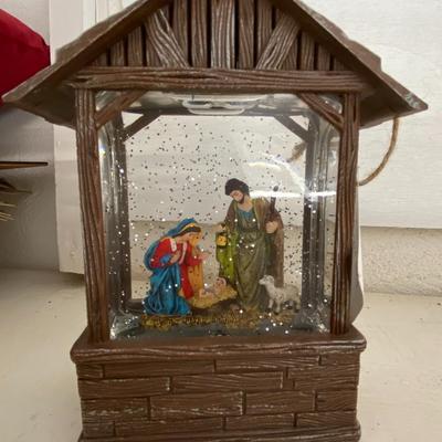 Pair of Nativity Scene Ambient Light Lot