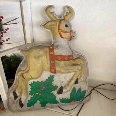 Vintage Reindeer Flat Blow-Mold