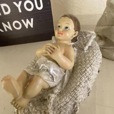 Farmhouse Mercantile Nativity and Sign Lot