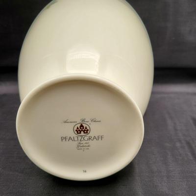 Pfaltzgraff 'Yuletide' Bone China Vase USA
