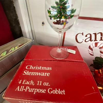 Farmhouse Mercantile Christmas Decor Bundle Lot