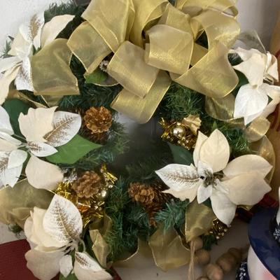 Farmhouse Mercantile Assorted Christmas Decor lot