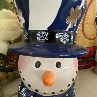 Farmhouse Mercantile Assorted Christmas Decor lot