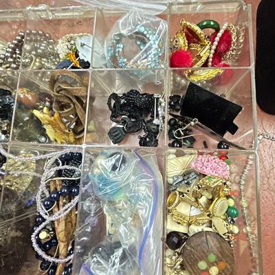 Estate, jewelry lot, some parts and repair. Only, some functional, as seen.