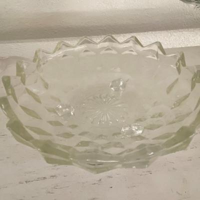 Farmhouse Mercantile Set of Five Glassware Cake Tray, Bowls, and Tealight Holders Lot